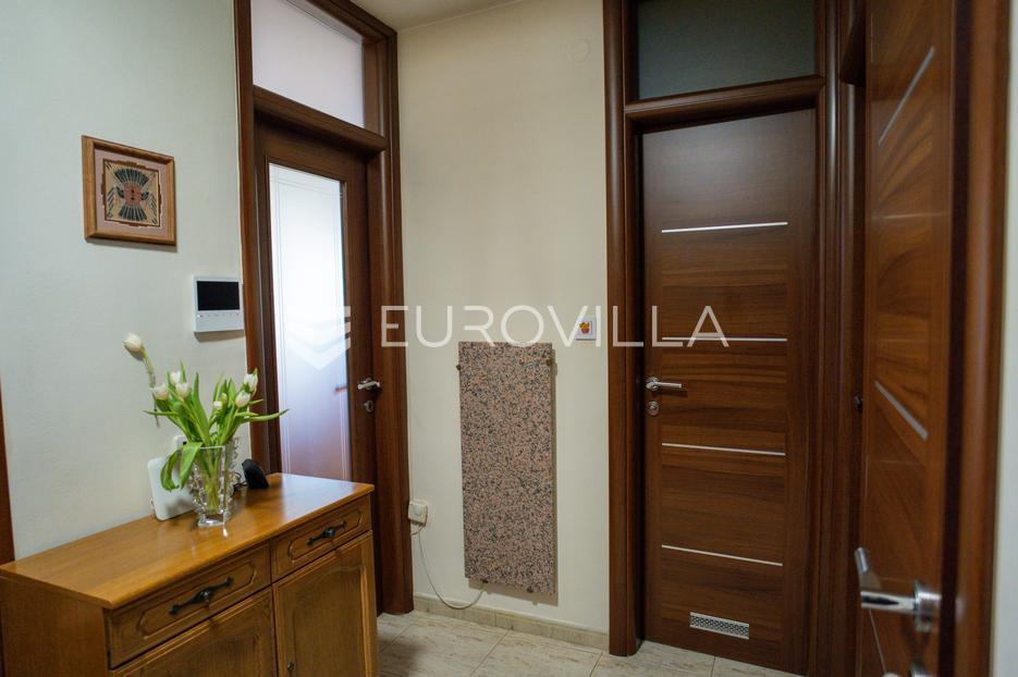 Appartamento In vendita -  Rovinj