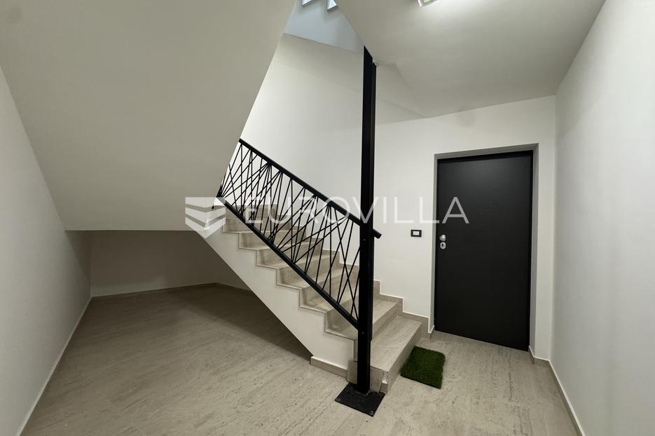 Apartment Zu verkaufen -  Pag