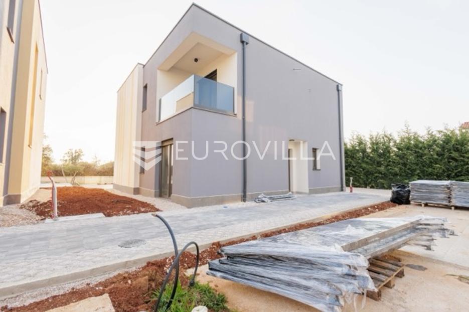 Maison À vendre -  Funtana
