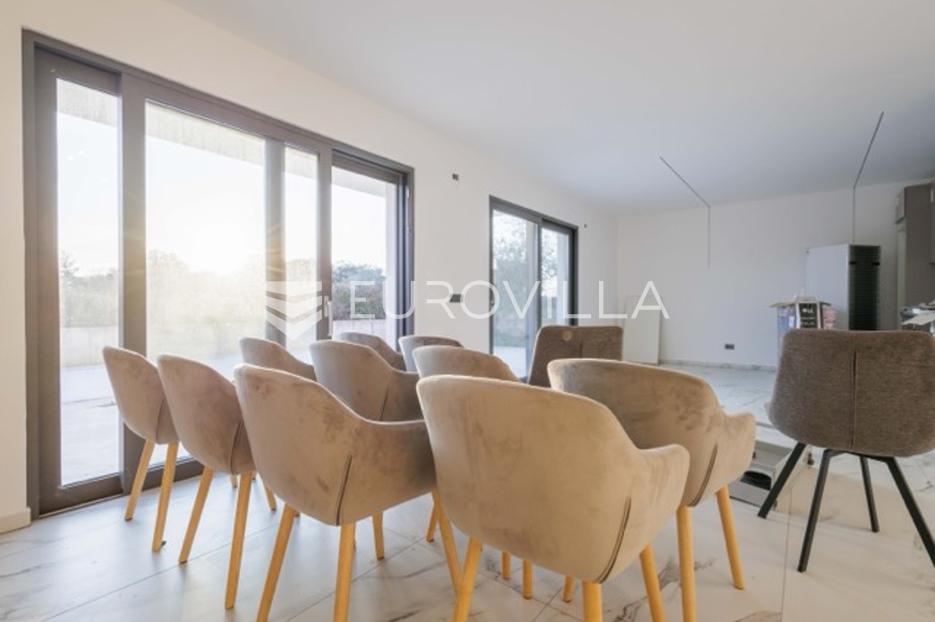 Maison À vendre -  Funtana