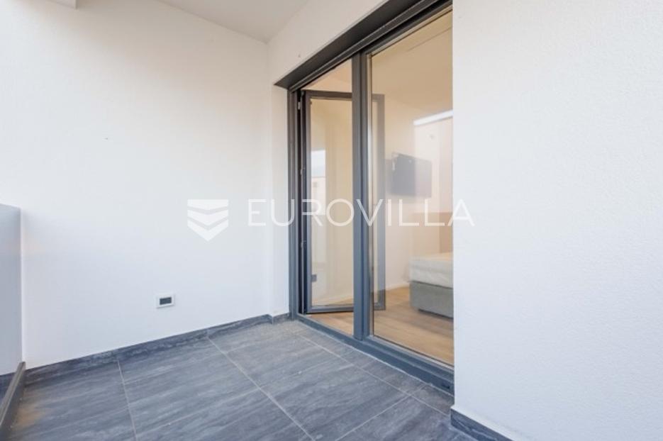 Maison À vendre -  Funtana