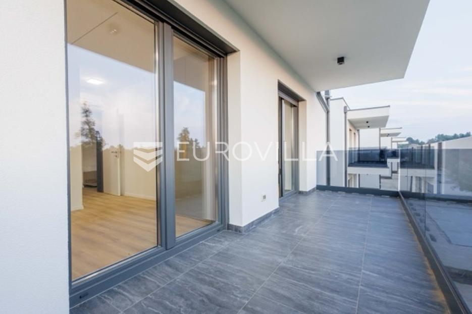 Maison À vendre -  Funtana