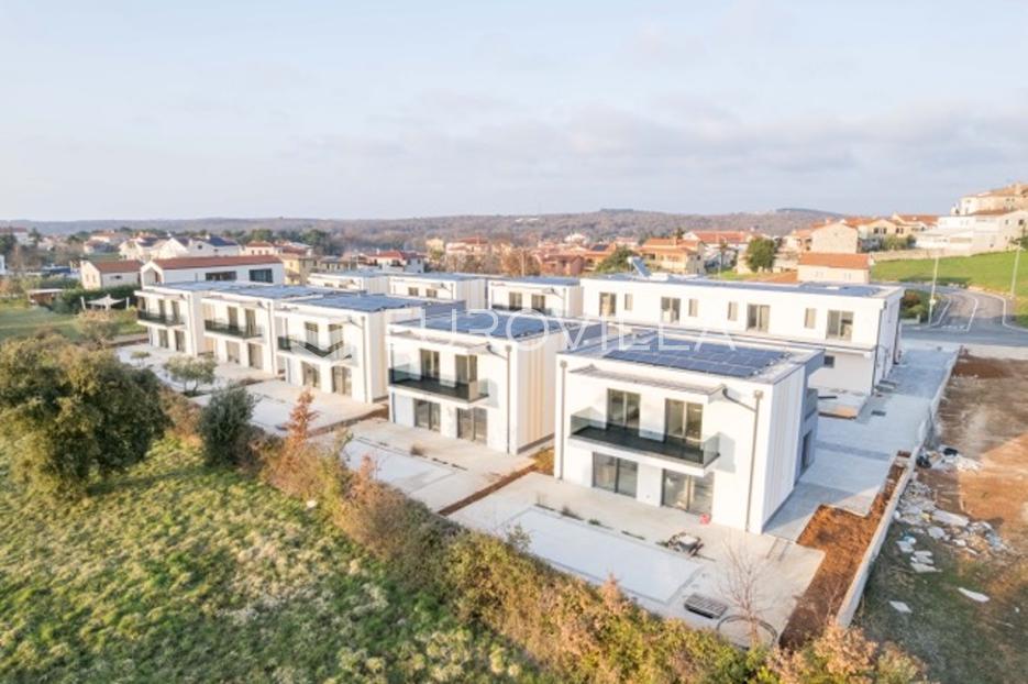 Maison À vendre -  Funtana