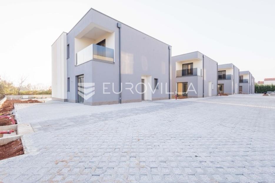 Maison À vendre -  Funtana