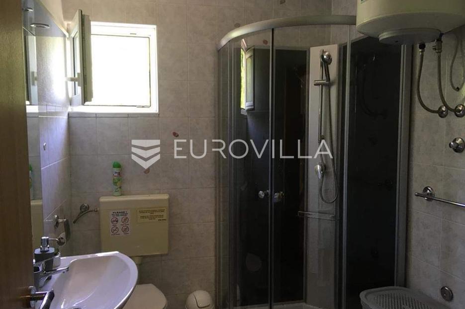 Casa In vendita -  Starigrad