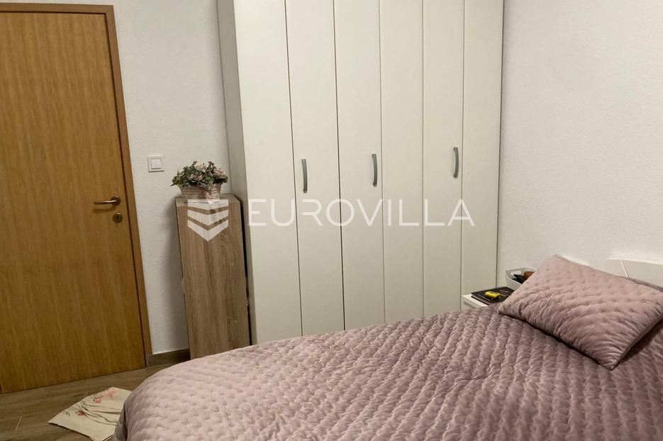 Casa In vendita -  Starigrad