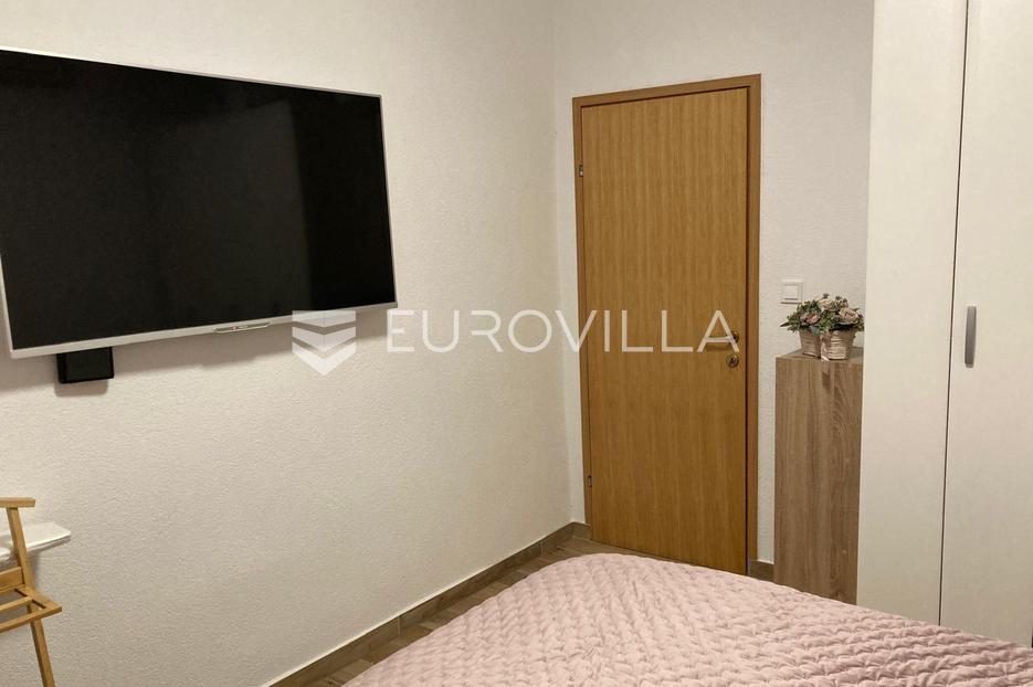 Casa In vendita -  Starigrad