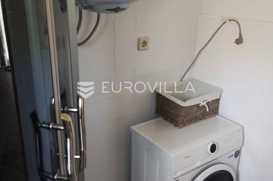 Casa In vendita -  Starigrad