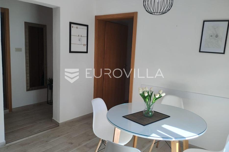 Casa In vendita -  Starigrad