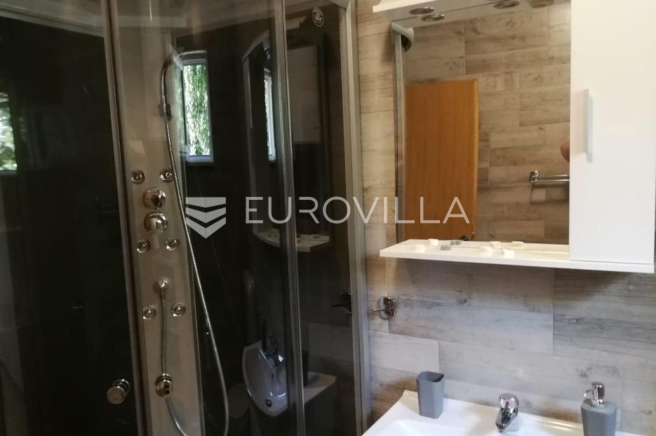Casa In vendita -  Starigrad