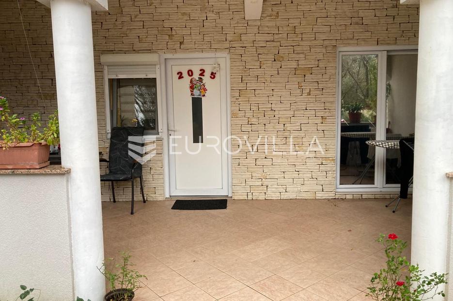 Casa In vendita -  Starigrad