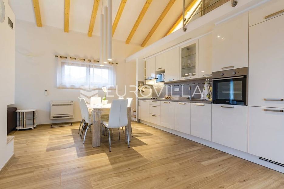 Casa In vendita - Istarska Ližnjan