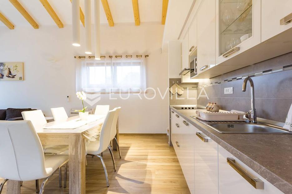 Casa In vendita - Istarska Ližnjan