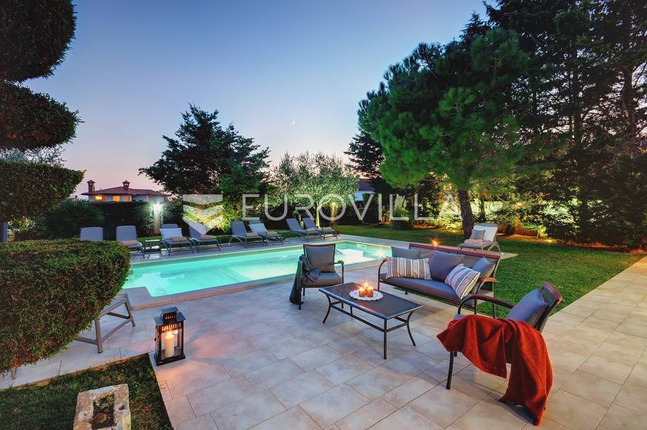 Kuća Na prodaju -  Pula