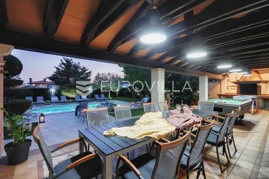 Kuća Na prodaju -  Pula
