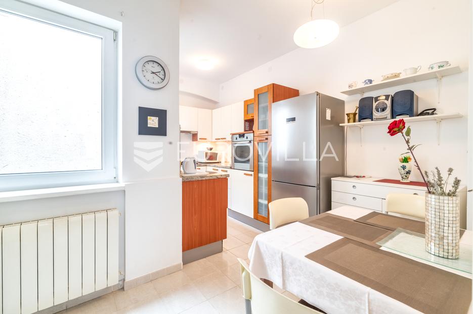 Apartmán Na predaj -  Donji Grad