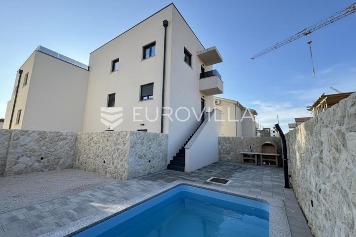 Flat for sale 66 m² – Povljana