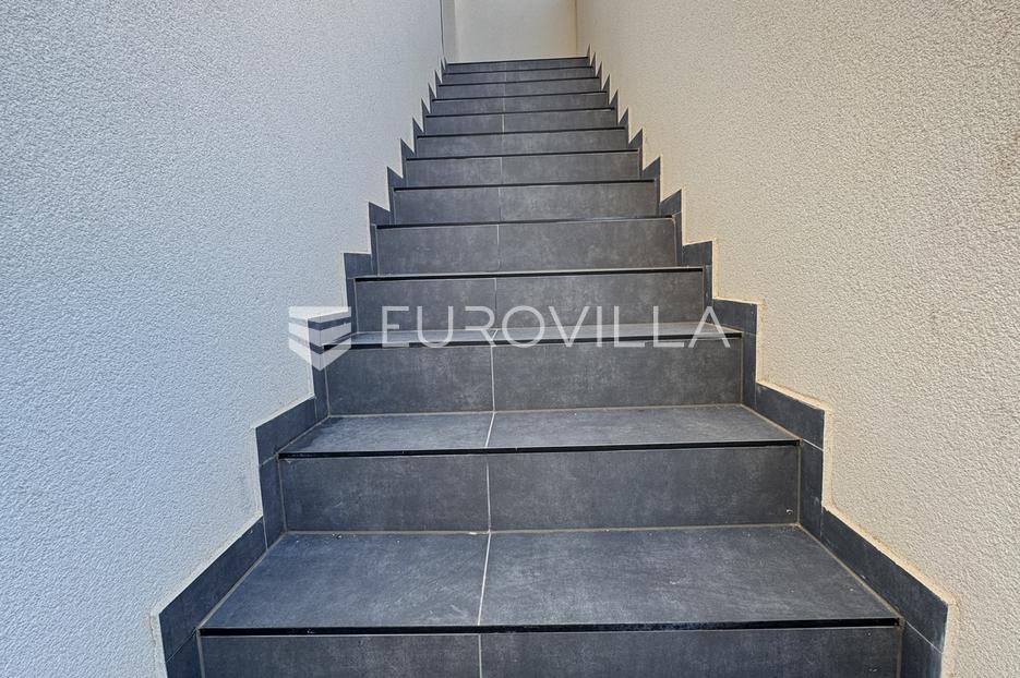 Apartmán Na predaj -  Povljana