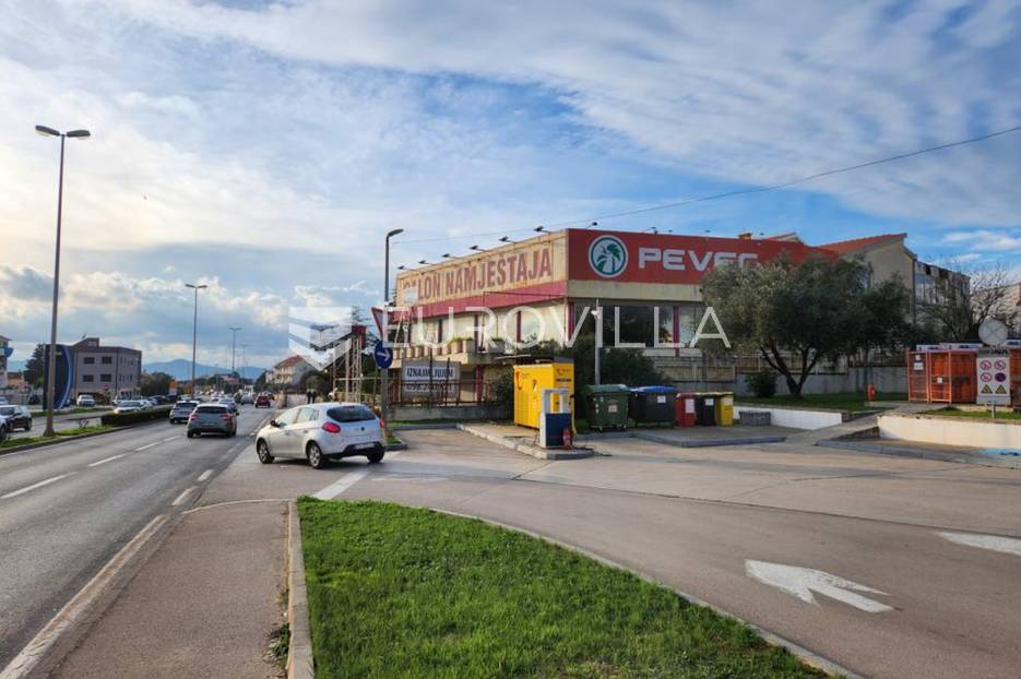 Poslovni prostor Na prodaju -  Zadar