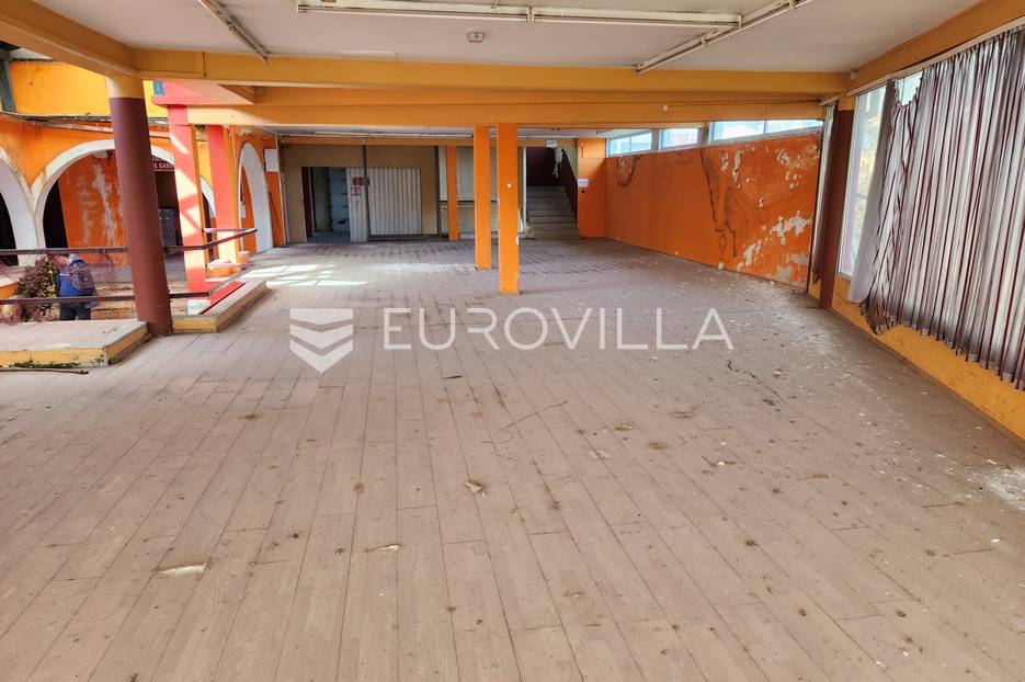 Poslovni prostor Na prodaju -  Zadar