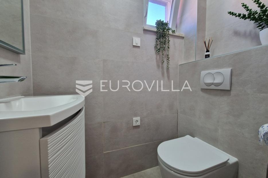 Appartamento In vendita -  Vir