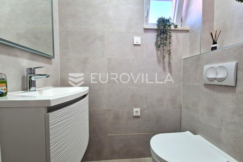 Appartamento In vendita -  Vir
