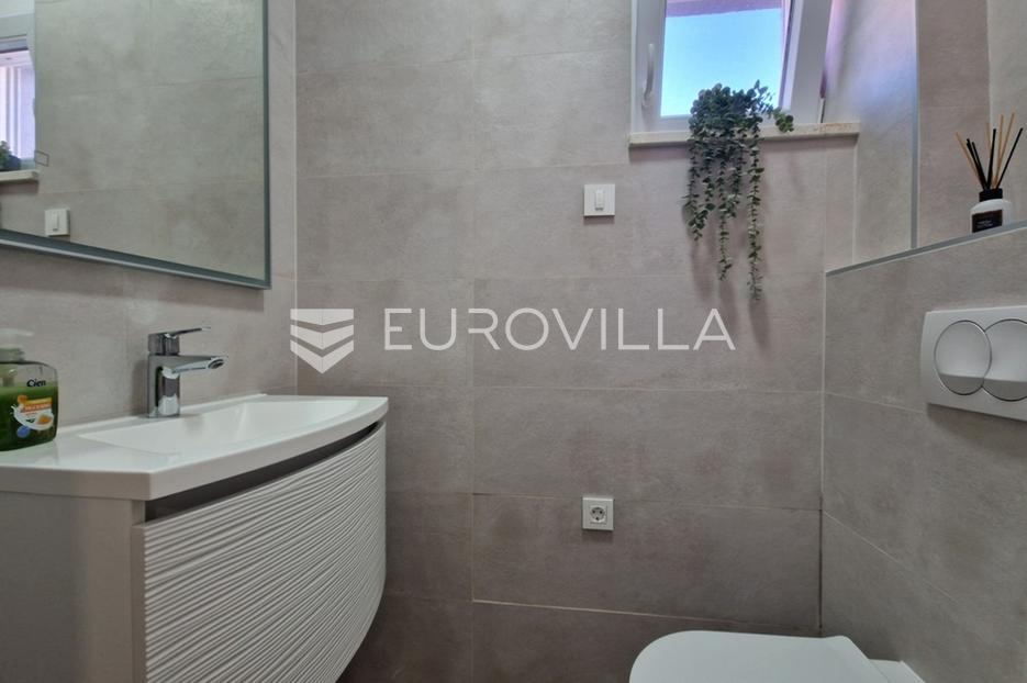 Appartamento In vendita -  Vir
