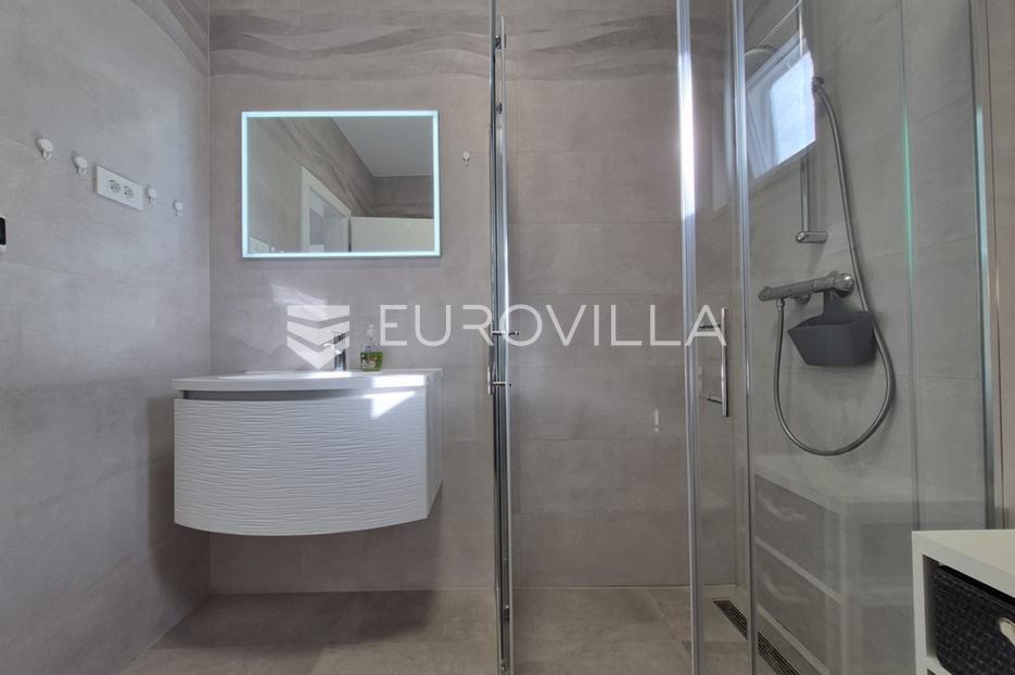 Appartamento In vendita -  Vir