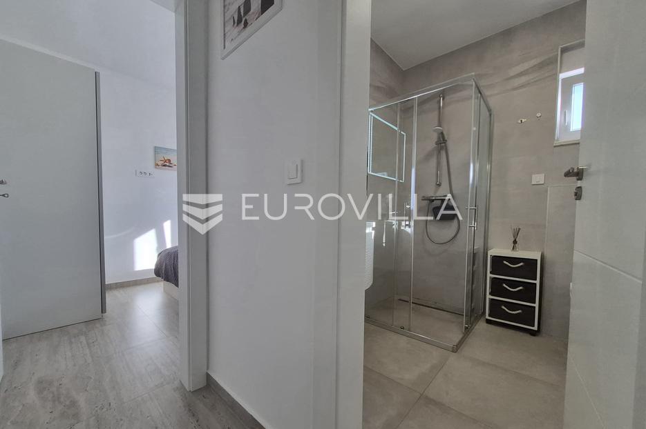 Appartamento In vendita -  Vir