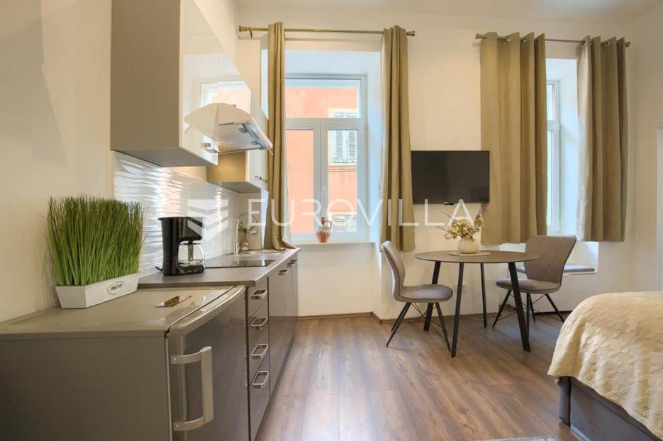 Apartment Zu verkaufen -  Pula