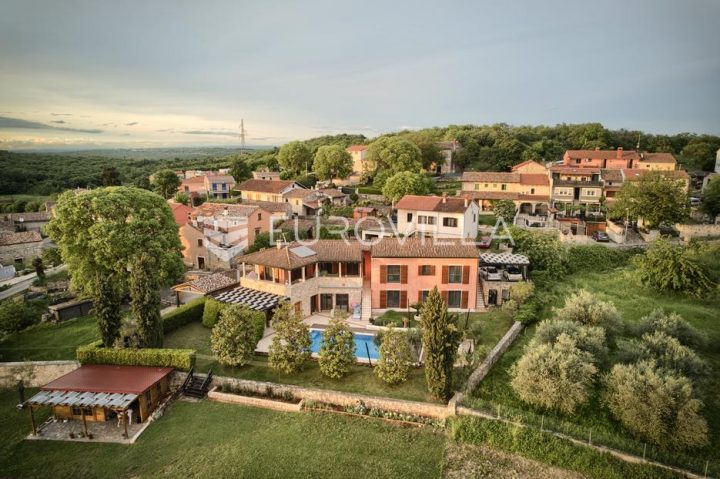 House for sale 500 m² – Šorići