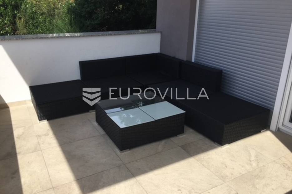 Apartmán Na prodej -  Novalja