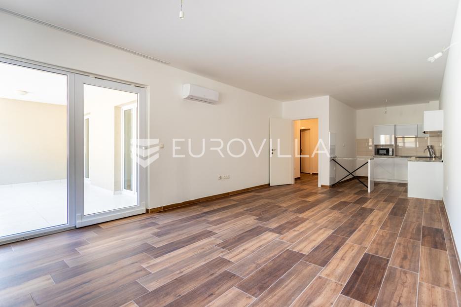Apartmán Na prodej - Splitsko-dalmatinska Okrug - foto 1/16