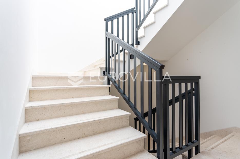 Apartmán Na prodej - Splitsko-dalmatinska Okrug