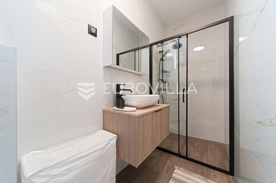 Apartment Zu verkaufen -  Osijek