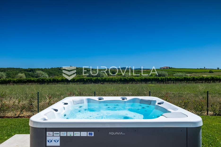 Kuća Na prodaju -  Brtonigla