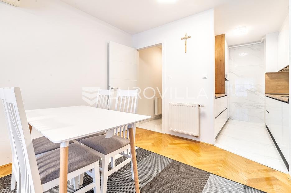 Apartmán Na predaj - Trnje - foto 3/7