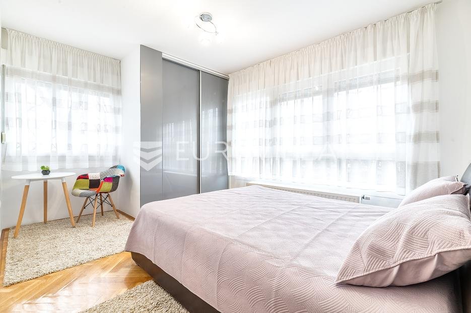 Apartmán Na predaj - Trnje - foto 5/7