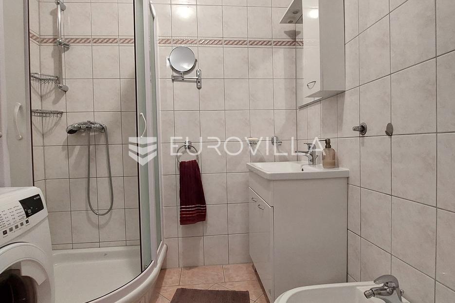 Apartma Na predaj -  Pula