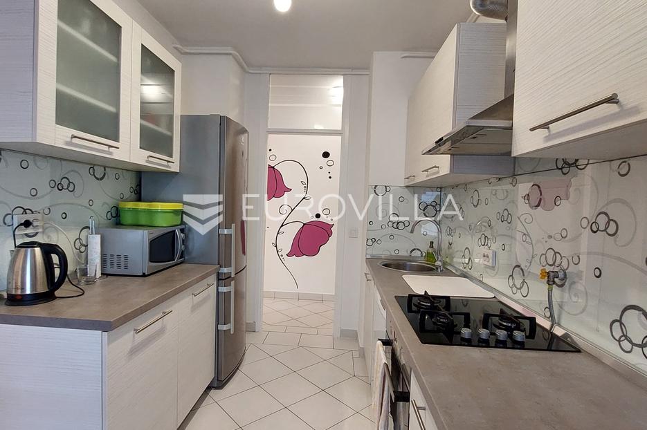 Apartma Na predaj -  Pula