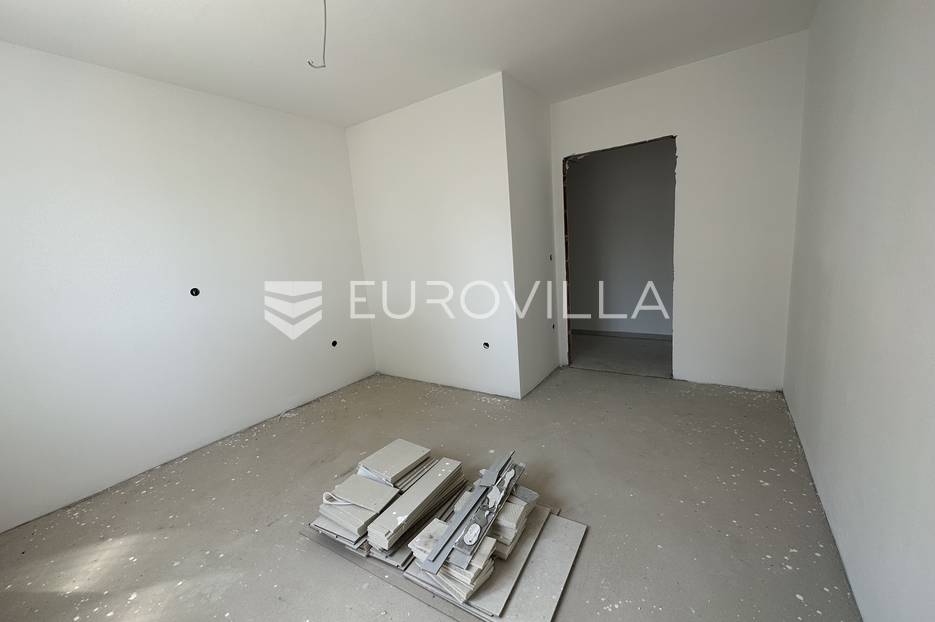 Apartma Na predaj -  Ližnjan