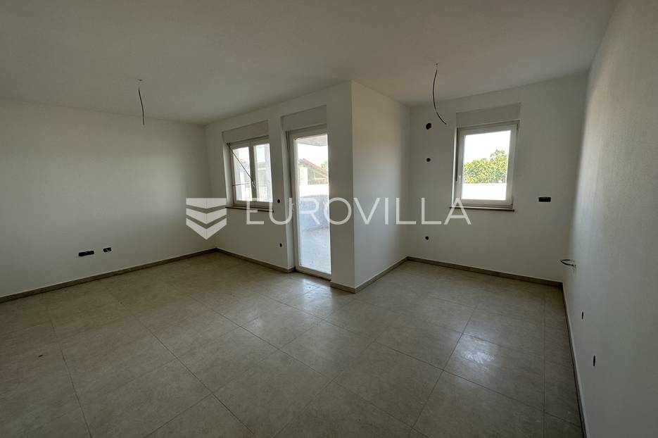 Apartma Na predaj -  Ližnjan