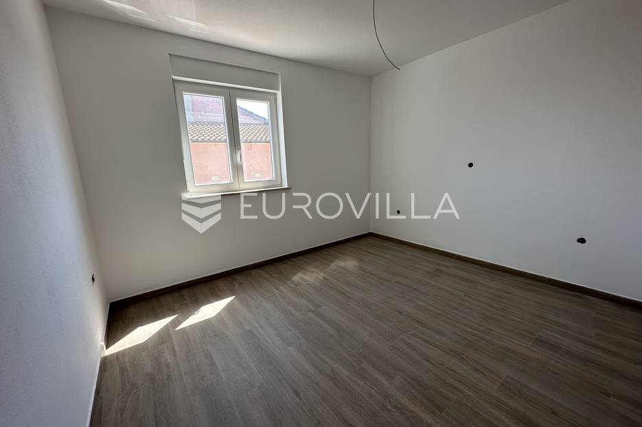 Apartma Na predaj -  Ližnjan