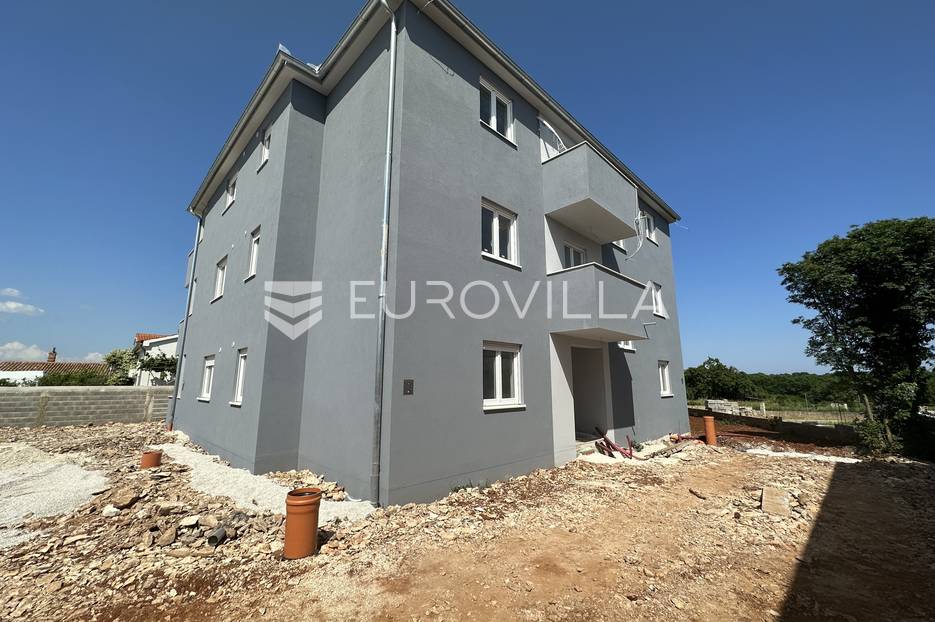 Apartma Na predaj -  Ližnjan