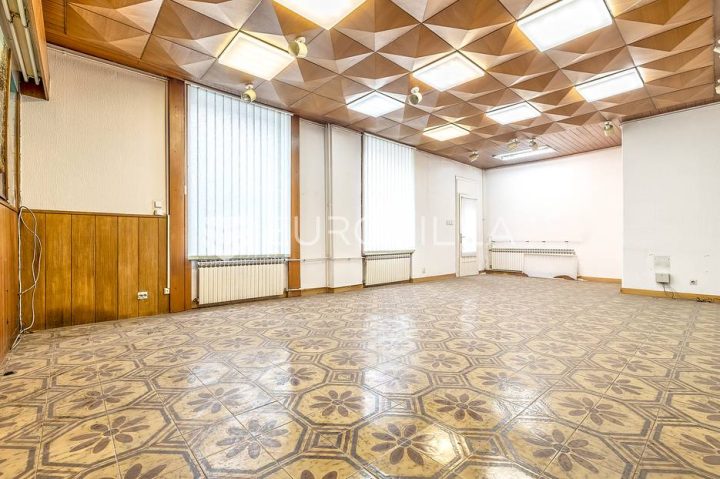 Poslovni prostor na prodaju 119 m² – Donji Grad