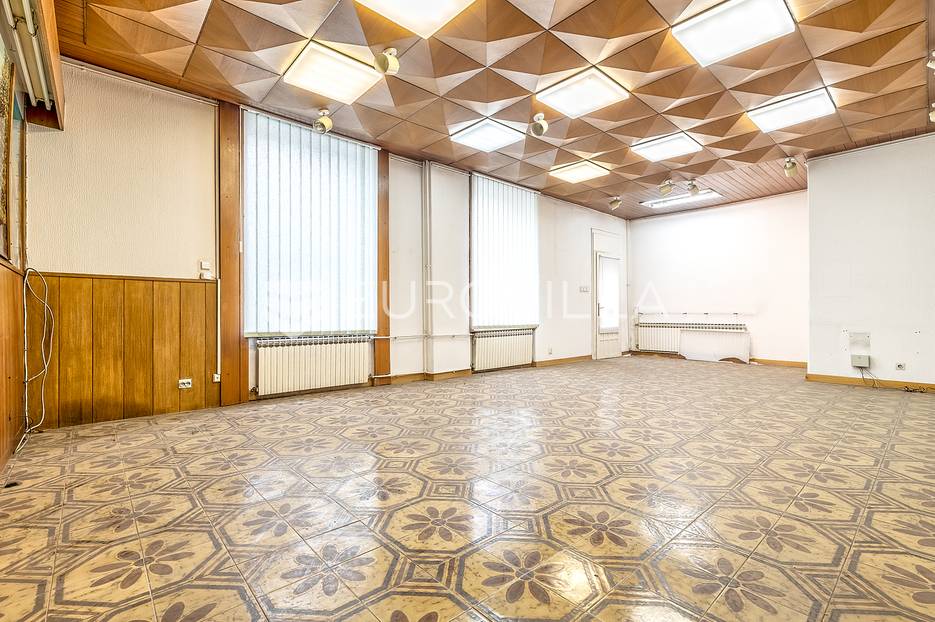 Poslovni prostor Na prodaju Donji grad