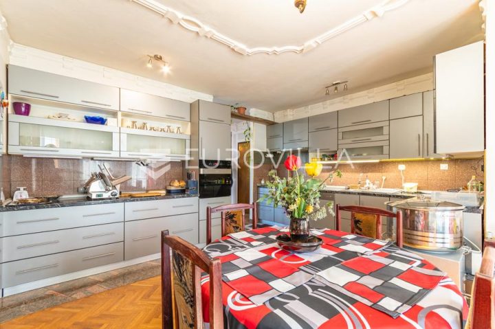 Haus zu verkaufen 155 m² – Jales Breznički