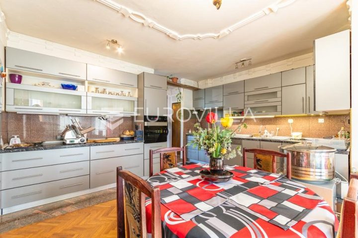 Dům na prodej 155 m² – Jales Breznički