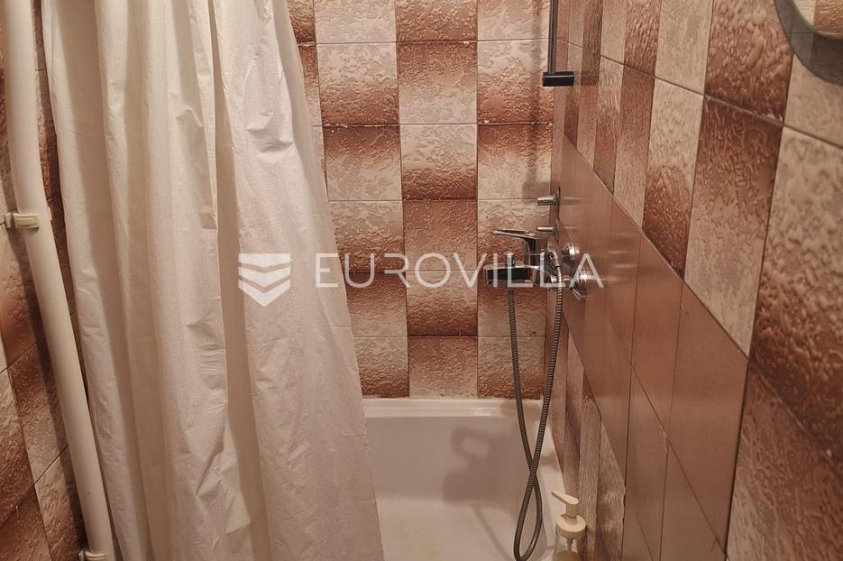 Apartmán Na predaj -  Karlovac