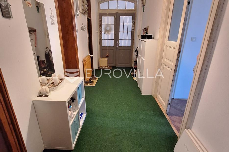 Apartmán Na predaj -  Karlovac